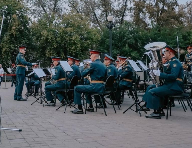 Фото «Летние вечера духовой музыки» - в Новосибирске начинается фестиваль военных оркестров. 3
